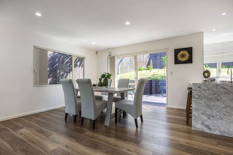 Photo of property in 24 Langana Avenue, Browns Bay, Auckland, 0630