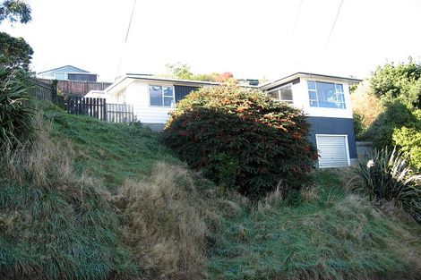 Photo of property in 7 Castle Crescent, Stokes Valley, Lower Hutt, 5019