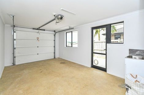 Photo of property in 25 Lippiatt Crescent, Pokeno, 2402