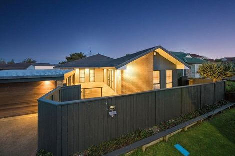 Photo of property in 5 Westholm Way, Pahurehure, Papakura, 2113