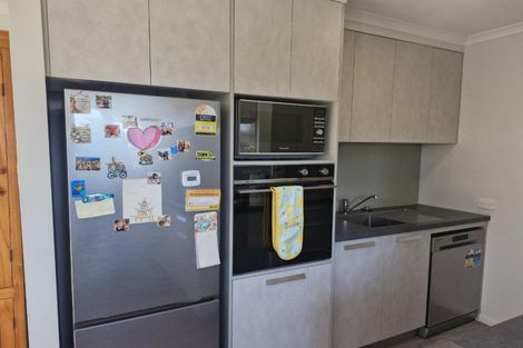 Photo of property in 31 Dillon Drive, Bell Block, New Plymouth, 4312