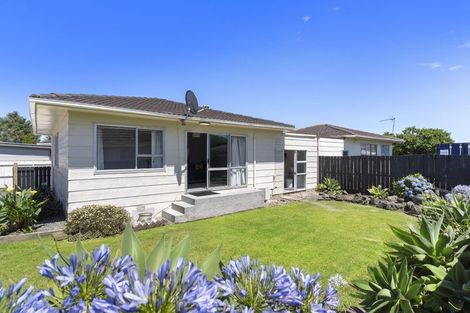 Photo of property in 3/16 Helms Place, Manurewa, Auckland, 2102