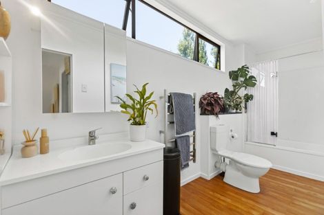 Photo of property in 17-21 Wairau Road, Albert Town, Wanaka, 9305