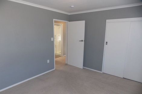 Photo of property in 9 Paradise Place, Milson, Palmerston North, 4414