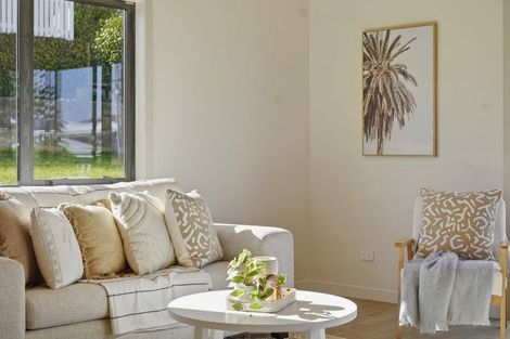 Photo of property in 94a Harbour View Road, Omokoroa, 3114