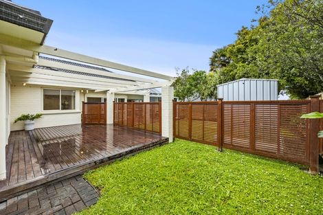 Photo of property in 26 Dannemora Drive, Dannemora, Auckland, 2016