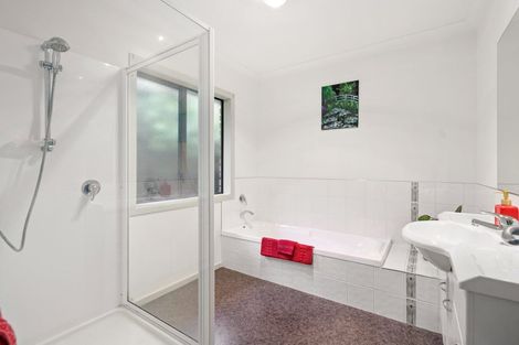 Photo of property in 13a Shaw Street, Leamington, Cambridge, 3432