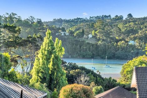 Photo of property in 23 Waipuia Place, Greenhithe, Auckland, 0632