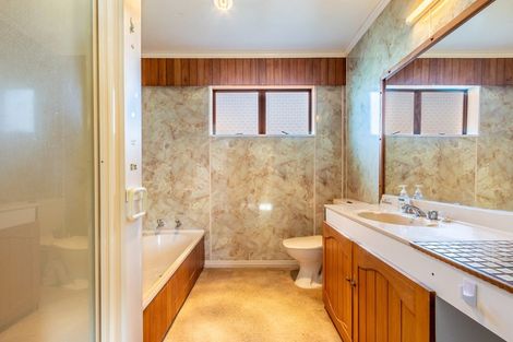 Photo of property in Kowhai Court, 4/14 Waerenga Road, Otaki, 5512