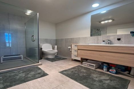 Photo of property in 6 Te Aparangi Road, Papakura, 2110