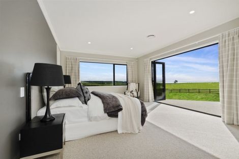 Photo of property in 80 Ewen Place, Karaka, Papakura, 2580