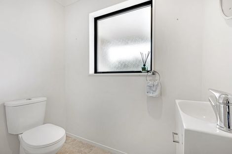 Photo of property in 25 Brookside Road, Rolleston, 7614