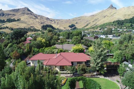 Photo of property in 6 Deavoll Place, Heathcote Valley, Christchurch, 8022