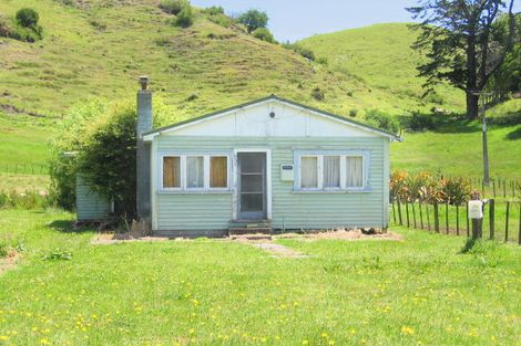Photo of property in 102 Cowell Street, Kawhia, 3889