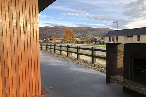 Photo of property in 1 Campbell Road, Wanaka, 9305