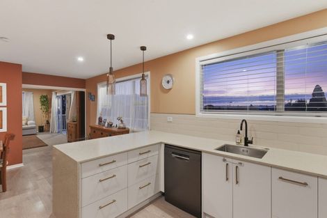 Photo of property in 27 Lancaster Street, Levin, 5510