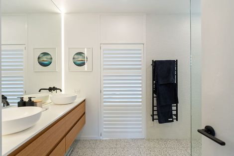 Photo of property in 3 Homewood Avenue, Karori, Wellington, 6012