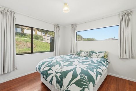 Photo of property in 33 Dingadee Street, Welcome Bay, Tauranga, 3112