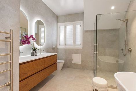 Photo of property in 55 Innes Road, St Albans, Christchurch, 8052