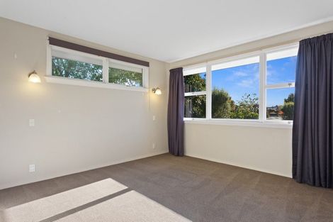 Photo of property in 2 Gloaming Place, Sockburn, Christchurch, 8042