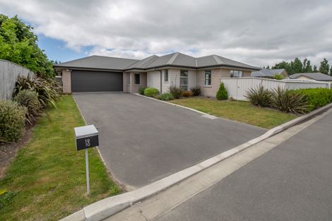 Photo of property in 18 Munich Place, Bromley, Christchurch, 8062