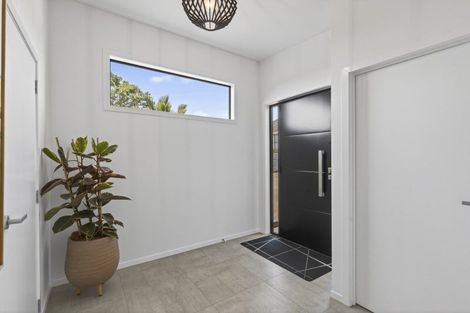 Photo of property in 58a Brois Street, Frankleigh Park, New Plymouth, 4310