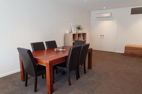 Photo of property in 3 Oak Avenue, Paremata, Porirua, 5024