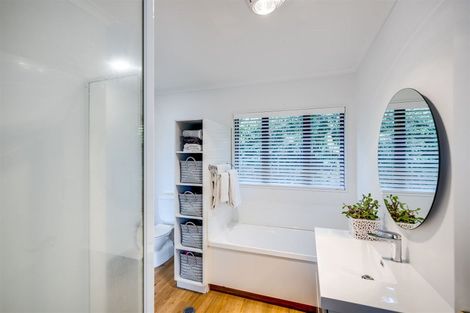 Photo of property in 101a Main Road, Clive, 4102