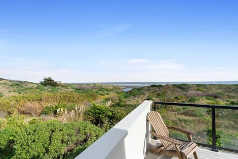 Photo of property in 5 Somerset Grove, Waitarere Beach, Levin, 5510