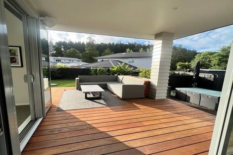 Photo of property in 5 Wautaiti Drive, Riverhead, 0820