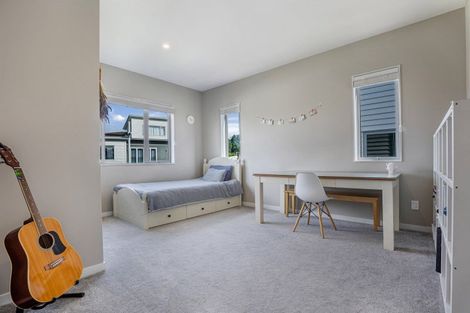 Photo of property in 4 Carex Way, Long Bay, Auckland, 0630