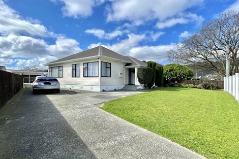 Photo of property in 3 Pilcher Crescent, Naenae, Lower Hutt, 5011