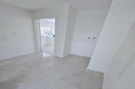 Photo of property in 69a Farquhar Road, Glendene, Auckland, 0602