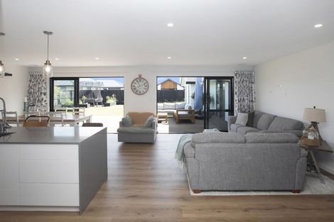 Photo of property in 14 Verdeco Boulevard, Lincoln, 7608