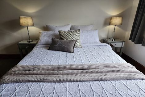 Photo of property in 161 Selwyn Street, Somerfield, Christchurch, 8024