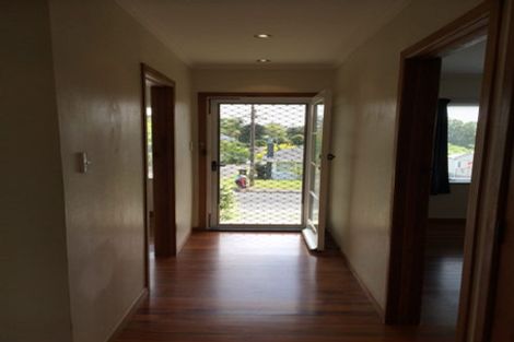 Photo of property in 1/13 Elliott Avenue, Bayview, Auckland, 0629