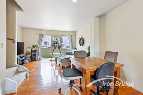 Photo of property in 4/202 Hinemoa Street, Birkenhead, Auckland, 0626