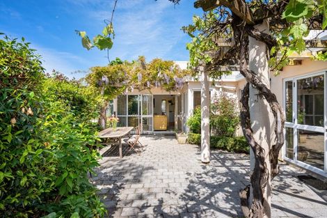 Photo of property in 32 Reeve Drive, Havelock North, 4130