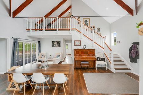 Photo of property in 346 Inland Road, Helensville, 0875