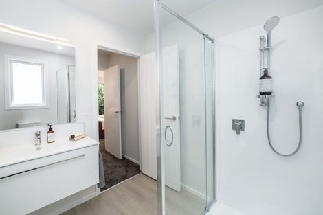 Photo of property in 9 Macrocarpa Lane, Carterton, 5713