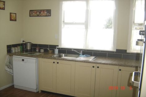 Photo of property in 12 Eaton Street, Waimate, 7924