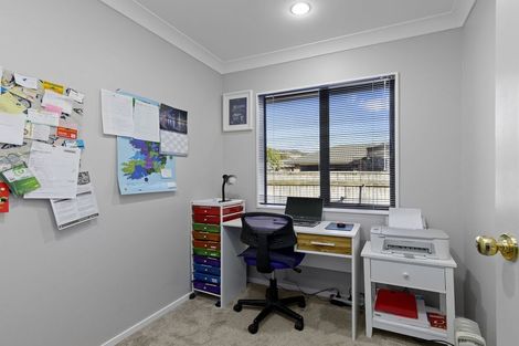 Photo of property in 45 Mary Huse Grove, Manor Park, Lower Hutt, 5019