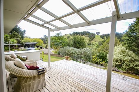 Photo of property in 4 Paparoa Station Road, Paparoa, 0571