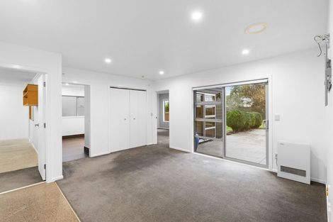 Photo of property in 51 Waikawa Beach Road, Manakau, Levin, 5573