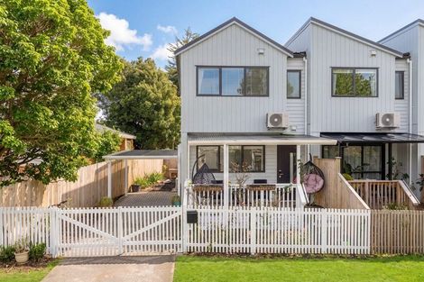 Photo of property in 23d Princeton Parade, Albany, Auckland, 0632
