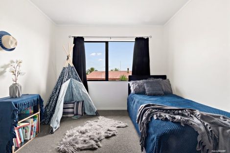 Photo of property in 67 Puriri Road, Pukekohe, 2120