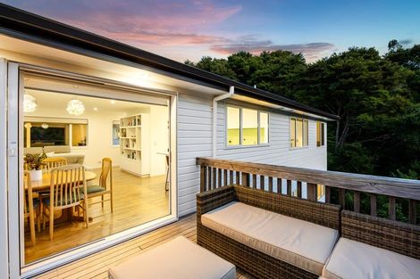 Photo of property in 339a Glenvar Road, Long Bay, Auckland, 0630