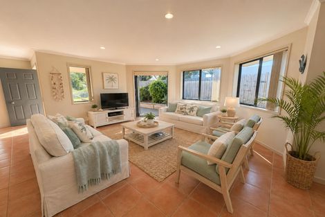 Photo of property in 16 Reo Crescent, Waihi Beach, 3611