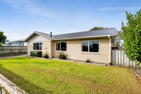 Photo of property in 51 Grey Street, Normanby, Hawera, 4614