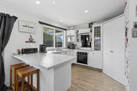 Photo of property in 28 Brightstone Crescent, Aranui, Christchurch, 8061